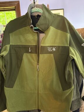 Mountain Hardwear Men's Two-Tone Olive Green Softshell Jacket Size Large